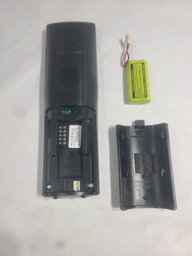 AT&T HANDSET & CHARGER BASE CL82115/CL82215/CL82315/CL82415/CL82465/CL82515 - Picture 2 of 2