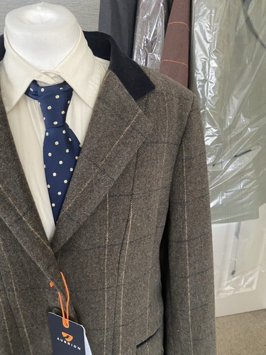 Shires Aubrion Saratoga Dark Green Tweed Jacket BNWT 44”(18) - Picture 4 of 18