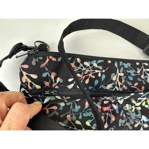 Lightweight Travel Tote Bag Crossbody Black Blue Floral Print New  - Picture 8 of 14