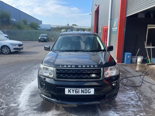 2011 Land Rover Freelander 2 2.2 SD4 Sport LE CommandShift 4WD Euro 5 5dr ESTATE - Picture 2 of 24