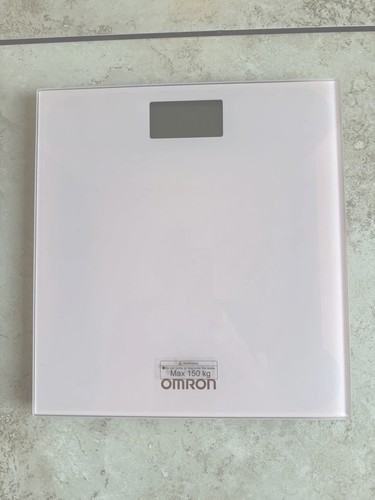 Omron Waage Auto On-Off Personenwaage in zartrosa HN289 (HN-289-EPK) - Bild 1 von 3