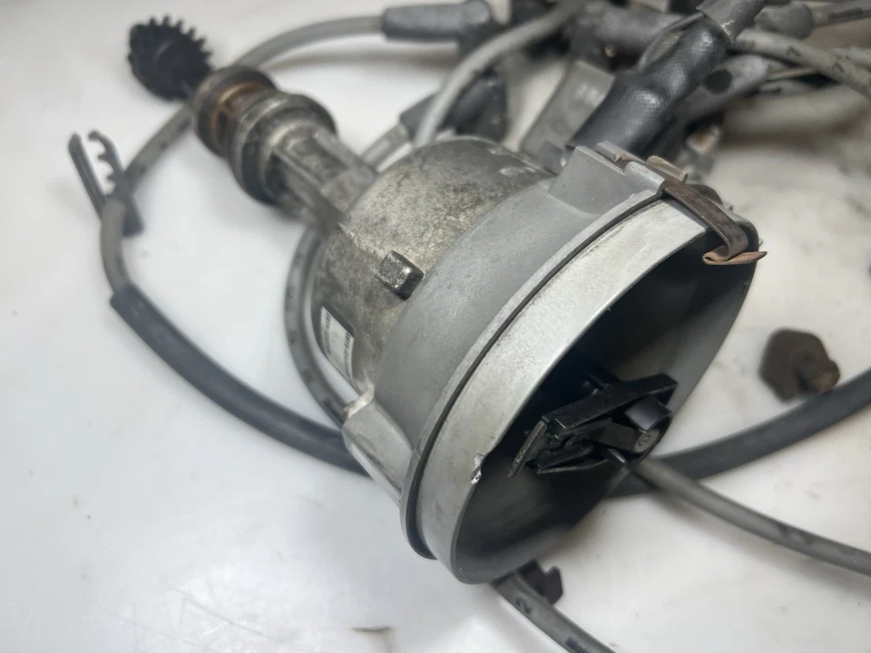 1987-1996 Ford F250 F350 460 7,5 л ДИСТРИБЬЮТОР Б/У OEM - Изображение 3 из 4