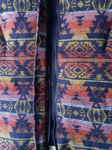 Size M WOVEN FABRIC WOOL BLEND PADDED WARM GILET w/ Removable Hood. - Picture 5 of 7