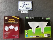  Security Motion Activated Floodlight  LED 110 degree 40' Range & Bulbs    T438