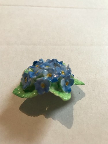 Vintage Kildare Porcelain Brooch - Picture 8 of 8