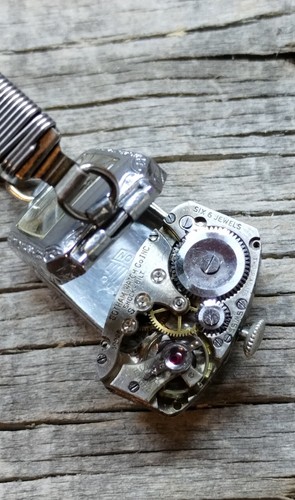 ANTIQUE 1920s ART DECO Gotham WOMENS WRISTWATCH.Six Jewels. Swiss Made. - Picture 7 of 7