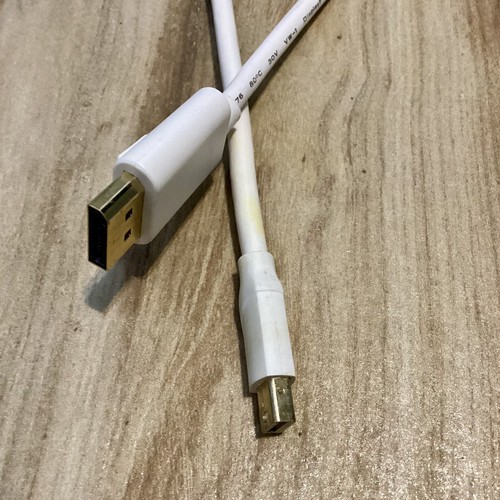 4K Mini DisplayPort to DisplayPort Cable 6Ft by Cable Matters, Used - Picture 4 of 6