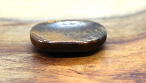 Chakra Natural Crystal Palm Stone / Worry Stone/ Cabochon thumb stone variations - Picture 6 of 13