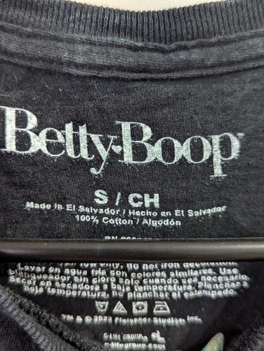 NWOT Betty Boop Red Racecar Built For Speed, Sports Men's/Unisex Small - Picture 2 of 6