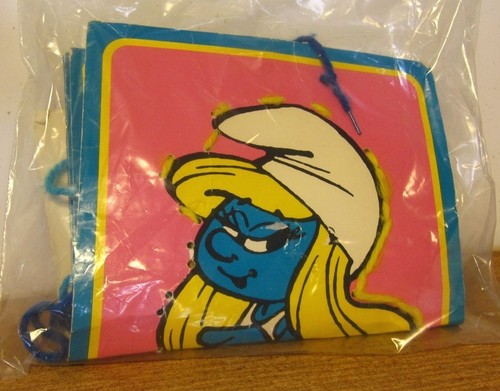 SMURF beat-up Peyo yarn sewing cards 1980s Smurfette vtg craft activity toy - Picture 2 of 3