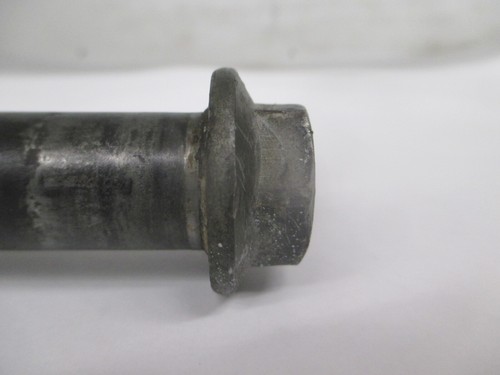 1992 YAMAHA YZ125D1 YZ 125 D1 REAR AXLE SPINDLE SHAFT  - Picture 4 of 6
