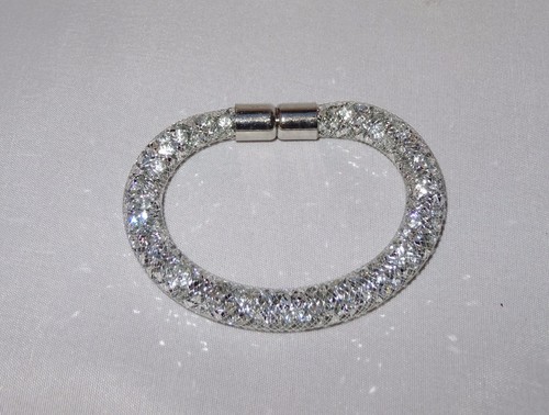 Black Made wit Swarovski Element Stardust Crysta Bracelet Choker Magnetic Clasp - Picture 5 of 5