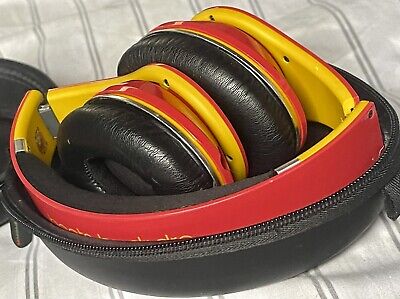 RARE Limited Edition 1st Gen Beats 🎧 Studio Wired Spain Flag 🇪🇸 Color RARE Limited Edition 1st Gen Beats 🎧 Studio Wired Spain Flag 🇪🇸 Color