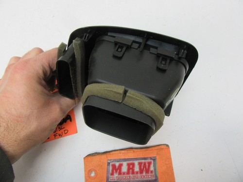 RIGHT FRONT DASH VENT AIR VENT PASSENGER SIDE A/C AC HEAT VENT PANEL RF RH R - Picture 5 of 6