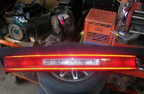 2011-2014 Dodge Challenger (Chrysler ) Center Tail Light OEM - Picture 6 of 10