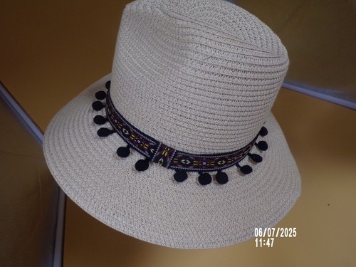 Ladies Straw Hat 100% Paper Straw.Size 7 Crown 4" Brim 3" , New w/No Tags. - Picture 8 of 9