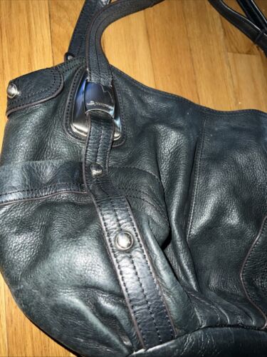 B Makowsky Schultertasche Handtasche schwarz Leder doppelte Griffe Leopardenmuster innen - Bild 2 von 13