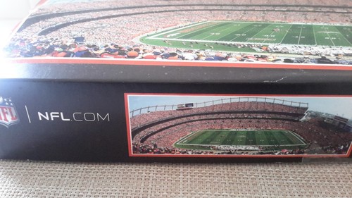 Denver Broncos Stadium NFL 1000 Pc Panoramic Jigsaw Puzzle by Master Pieces New - Picture 3 of 7