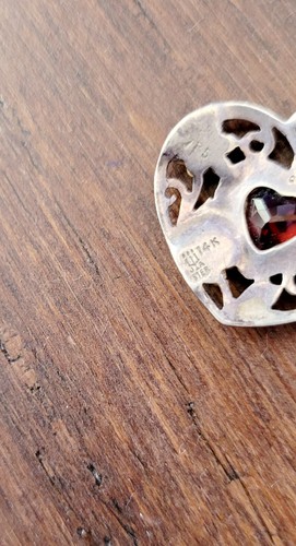 Retired James Avery Garnet Center 14kt Gold Flower .925 Heart Pendant - 第 3/4 張圖片