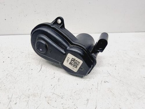 2017 Nissan X-Trail T32 Left rear brake caliper motor 440114CA0A - Picture 2 of 2