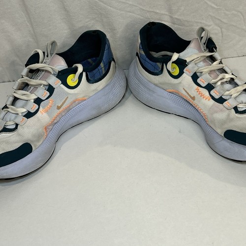 Nike React Escape Run Dh2512-100 Summit White Regal Pink Women’s size 8 Shoe - Picture 3 of 8