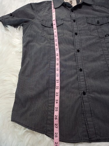 Men's Shirt Size Medium Button Up Short Sleeve Gray Collar Coastal Pockets - Picture 11 of 13