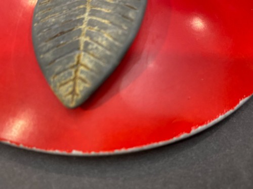 De colección.Juego de 4 botes de aluminio pintados con manzana roja con tapas MCM AÑOS 50/60 con defectos - Imagen 8 de 18
