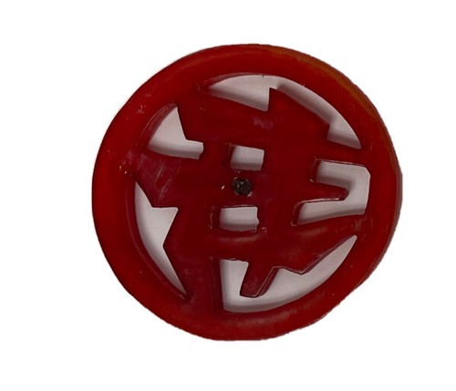 Lot 7 Vintage Miscellaneous Plastic Red Novelty Buttons - Picture 10 of 10