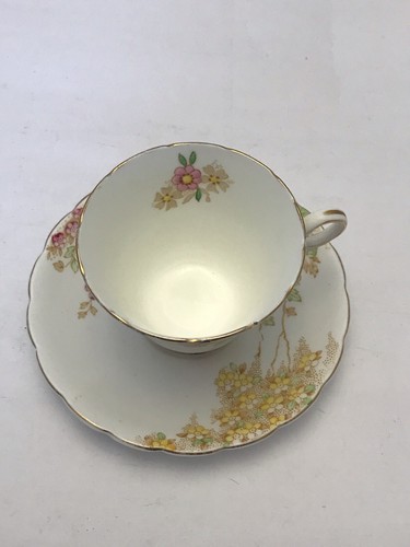 Wellington China Bone China Tea Cup And Saucer - Picture 7 of 10