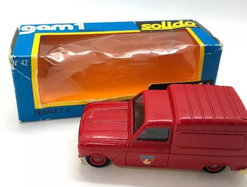Solido No: 42 "Renault 4 Sapeurs Pompiers Fire Delivery Van 1976 1:43 scale - Picture 1 of 12