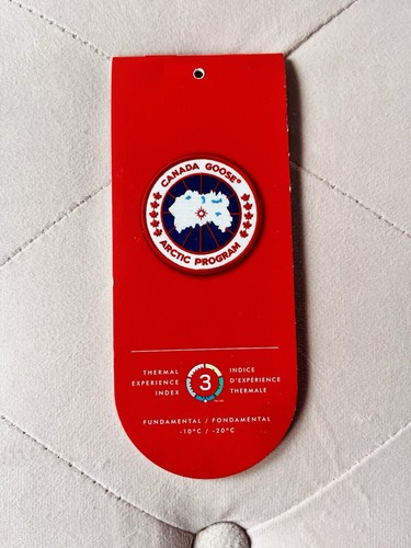Canada Goose Coyote Fur Trim - NEW - Picture 5 of 6