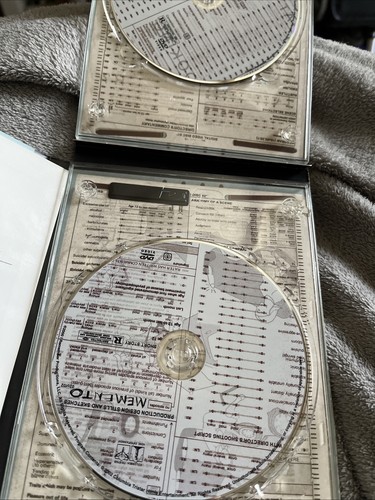 Memento (2-Disc Limited Edition) DVD SET. LIKE NEW!! OOP!! Guy Pearce - Picture 9 of 13