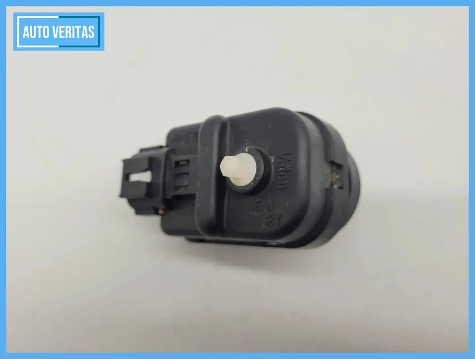 Original Nissan Micra II 2 (K11) actuator LWR headlamp L/R - Image 2 of 4