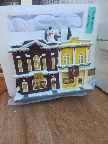 BRADFORD EXCHANGE Navidad Hawthorne Bicycle Shop of the Happy Memories Village - Imagen 2 de 15