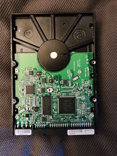 Maxtor MaXLine Pro 500 7G500R0 500GB IDE/PATA HDD - Tested - Picture 2 of 3