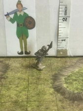 Dungeons and Dragons Metal Fighter with halberd and sword at side (F)