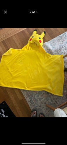 Super Soft Pokemon Pikachu 30” x 50” Hooded Throw Kids - Picture 2 of 4
