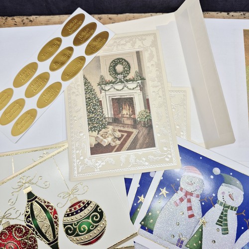 Paper Magic Group Christmas Cards: Lot of 12 / 3x4 different Designs w Envelopes - Picture 3 of 11