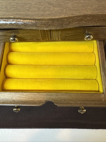 Cassettiera portagioie vintage Avon Decorators 1978 legno con cassetto e scatola interna gialla - Foto 5 di 17