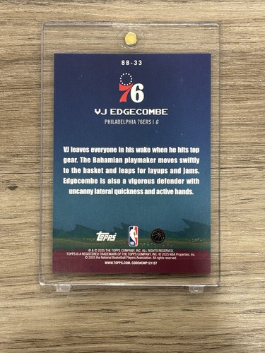2025-2026 Topps NBA VJ Edgecombe 8 Bit Ballers Rookie Holo Foil SP Sixers RC - Picture 2 of 2