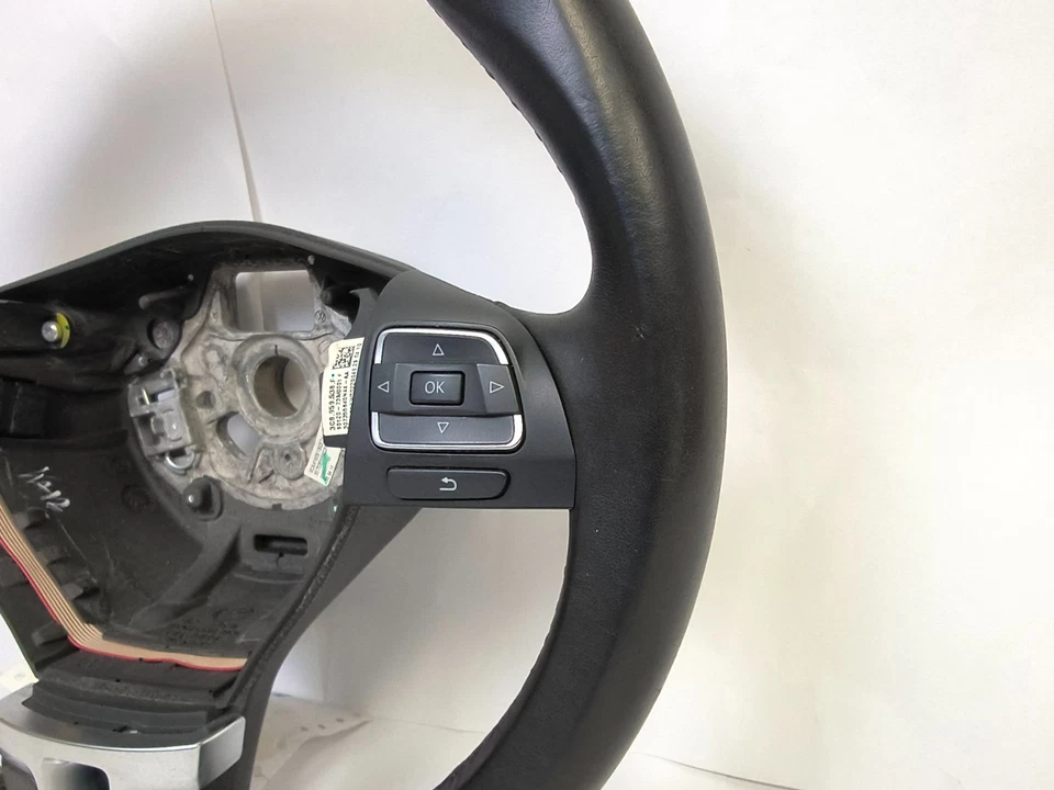 2009-2017 Volkswagen Golf 3 Spoke Leather Steering Wheel 3C8959537D OEM - Image 3 of 4