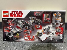 LEGO Star Wars 75202 Defense of Crait - Free Shipping - New in Box