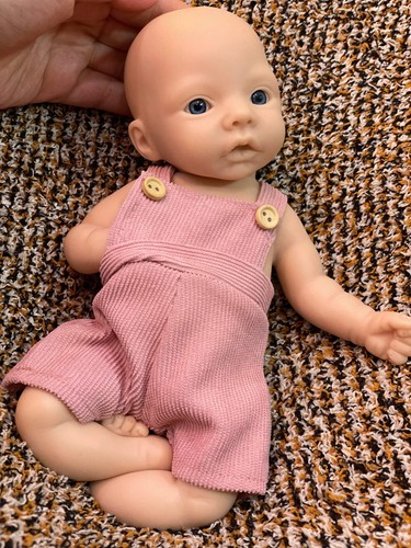 25CM Unpainted Full Body Silicone Girl Reborn Doll, 8 Styles Newborn Baby Toy Gi - Picture 6 of 14