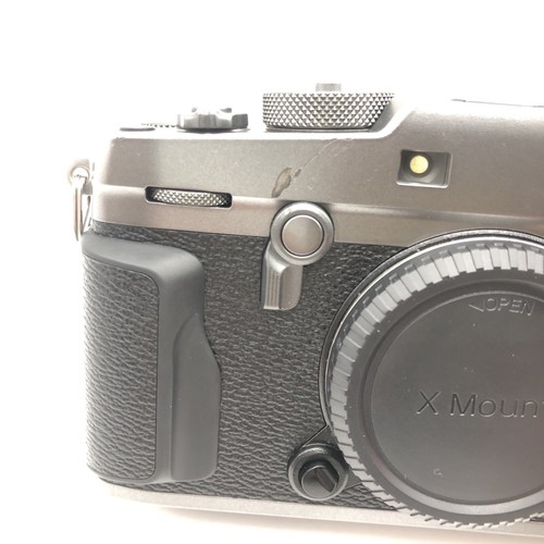 Fujifilm Fuji X-Pro2 XPro2 24.3MP Digital Camera - Graphite Edition - Picture 12 of 17