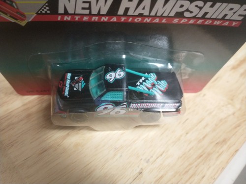 Matchbox NASCAR truck 1/64 diecast #96 New Hampshire Speedway Inaugural Race '96 - Picture 3 of 6