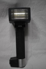 Sunpak Auto 611 Thyristor Film Camera Photo FLASH