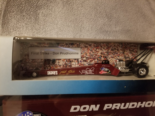 Corgi 1994 Dodge Don The Snake Prudhomme NHRA Dragster Kenworth Transporter 1:64 - Picture 3 of 15