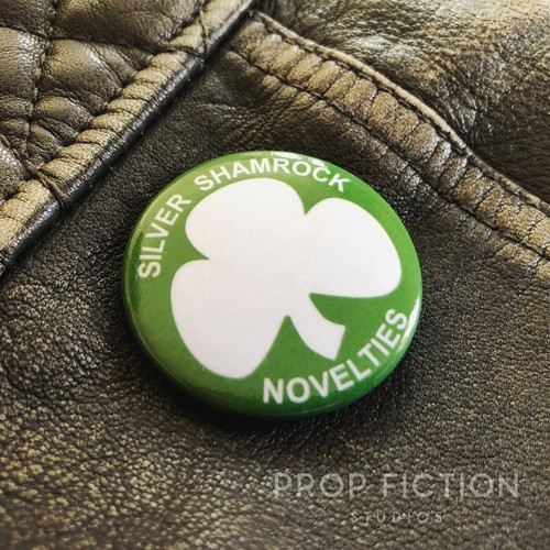 Halloween III - Requisite Silber Kleeblatt Neuheiten Promo Cosplay 1,5" Button Abzeichen