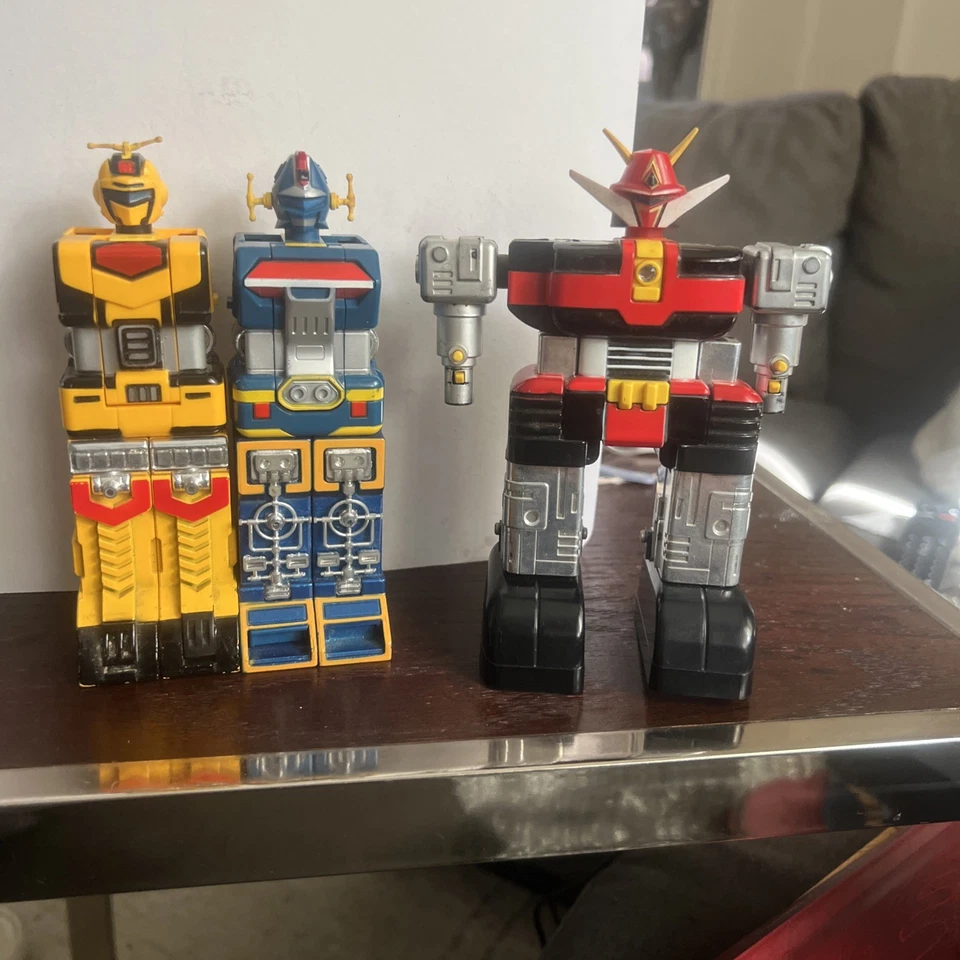 1984 BANDAI GODAIKIN CHOGOKIN - SPACE EMPEROR GOD SIGMA GB 18 - Image 4 of 4