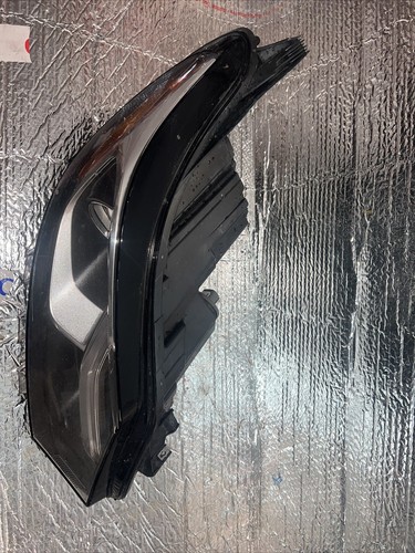 2018- 2020 Chevrolet Equinox Right Passenger Xenon HID w/DRL Headlight OEM H31 - Picture 5 of 12